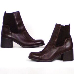LIZ CLAIBORNE size 9M brown COLLINA mid-heel ankle boots leather uppers